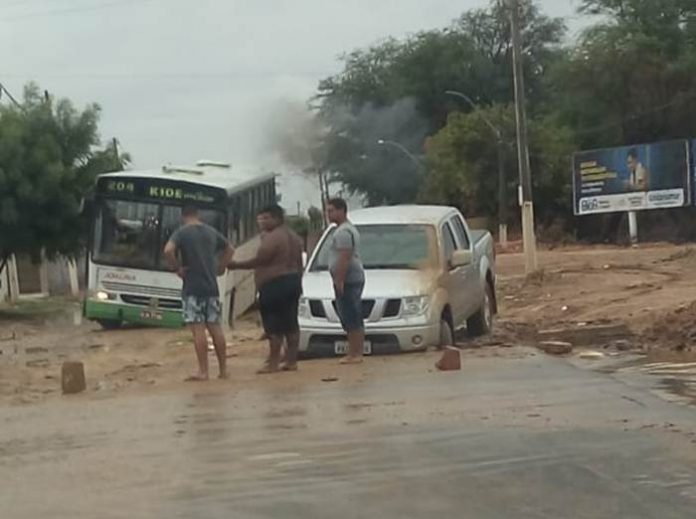 Empresa Responsável Por Obra Vai Interditar Avenidas De Acesso A Bairro De Juazeiro Onde Carros